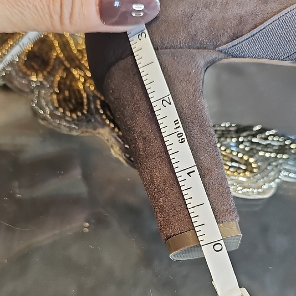 Journee Collection Suede Gray Heels - Picture 5 of 9